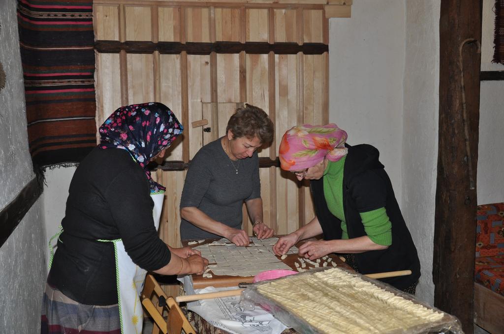 Maison d'hôtes Haci Sakirler Konagi à Mudurnu Extérieur photo