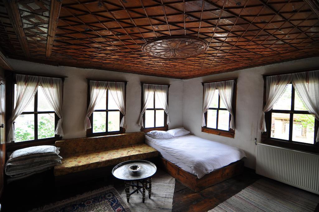 Maison d'hôtes Haci Sakirler Konagi à Mudurnu Chambre photo